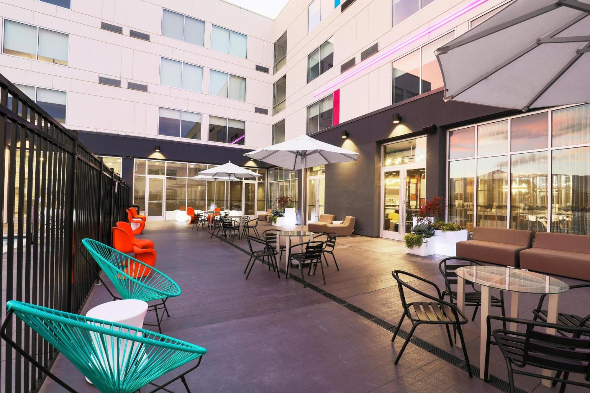 Aloft Reno Tahoe International Airport Ngoại thất bức ảnh